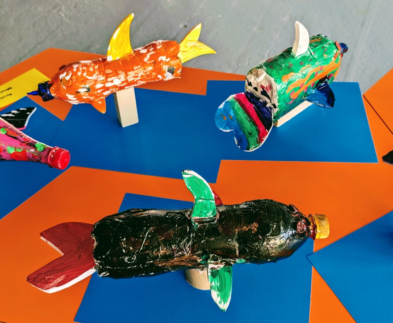 Bricolage et peinture.